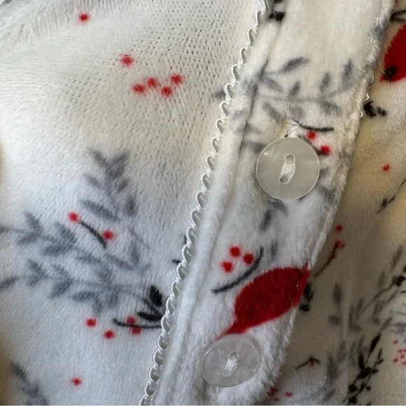 ARIA Collection Cardinal White and Red Nightgown Medium (Oversized - See Desc) - Picture 7 of 13